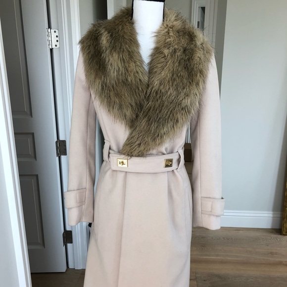 Coat - Picture 1 of 8